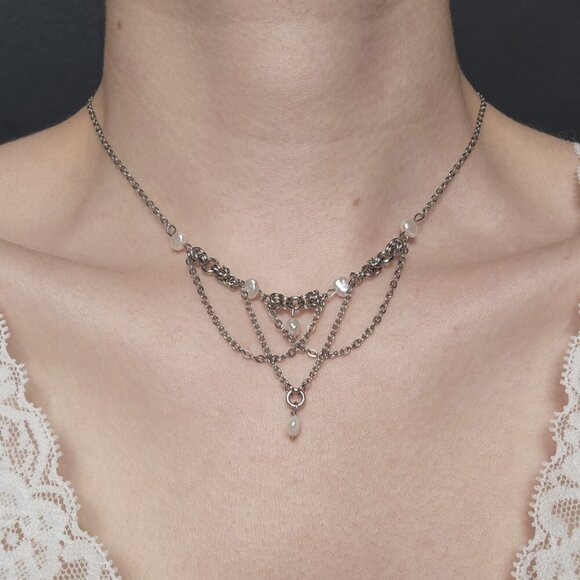 Vintage delicate freshwater pearl and silver chandelier necklace ✦ coastal style - Picture 3 of 7